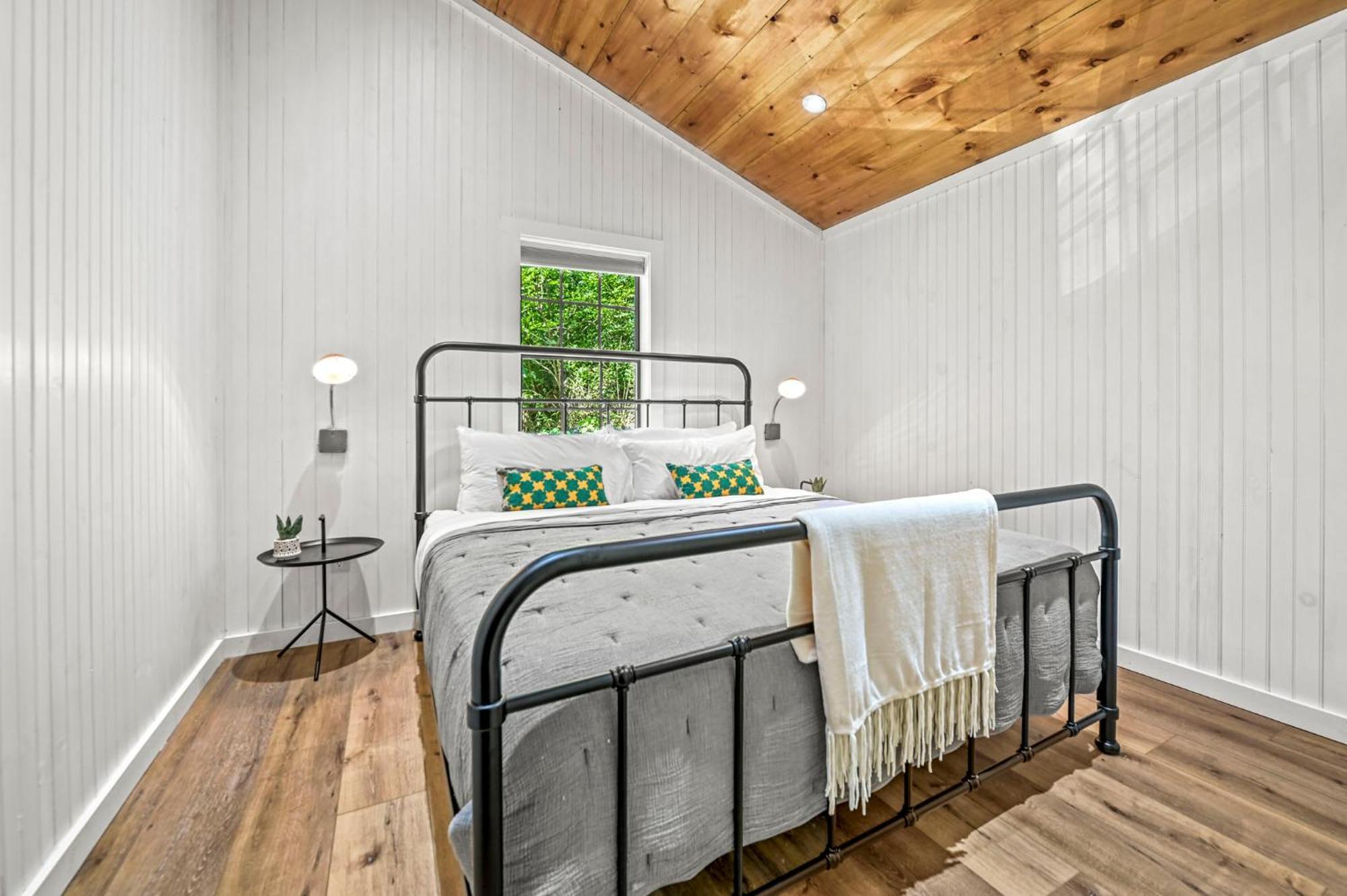 Smoky Mountains Hut Tub Cabin Dog Friendly Sevierville Eksteriør billede